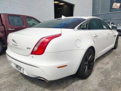 Photo of the vehicle Jaguar XJ