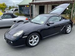 Photo of the vehicle Porsche Cayman