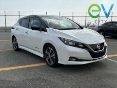 Photo of the vehicle Nissan Leaf