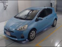 Photo of the vehicle Toyota Aqua