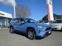 Photo of the vehicle Toyota RAV4