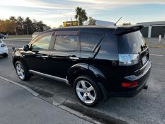 Photo of the vehicle Mitsubishi Outlander