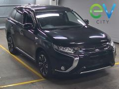 Photo of the vehicle Mitsubishi Outlander