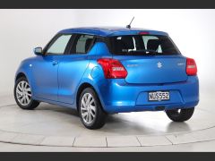 Photo of the vehicle Suzuki Swift