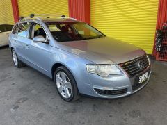 Photo of the vehicle Volkswagen Passat