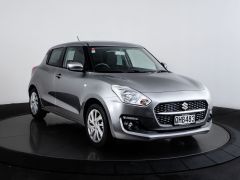 Photo of the vehicle Suzuki Swift