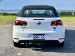 Photo of the vehicle Volkswagen Golf