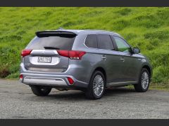 Photo of the vehicle Mitsubishi Outlander