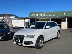 Photo of the vehicle Audi Q5