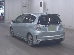 Photo of the vehicle Honda Fit