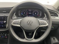 Photo of the vehicle Volkswagen Tiguan