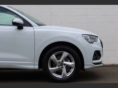 Photo of the vehicle Audi Q3