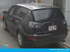 Photo of the vehicle Mitsubishi Outlander