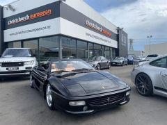 Photo of the vehicle Ferrari F355