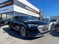 Photo of the vehicle Audi e-tron