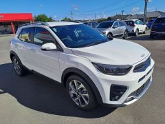 Photo of the vehicle Kia Stonic