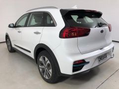 Photo of the vehicle Kia Niro