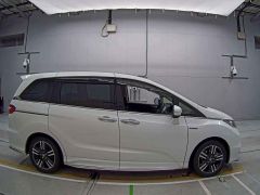 Photo of the vehicle Honda Odyssey