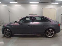 Photo of the vehicle Audi A4