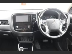 Photo of the vehicle Mitsubishi Outlander