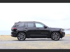 Photo of the vehicle Jeep Grand Cherokee