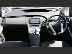 Photo of the vehicle Toyota Prius