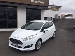 Photo of the vehicle Ford Fiesta