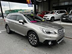 Photo of the vehicle Subaru Outback