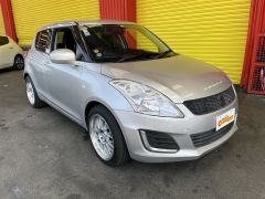 Photo of the vehicle Suzuki Swift