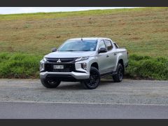 Photo of the vehicle Mitsubishi Triton