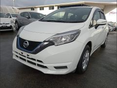 Photo of the vehicle Nissan Note