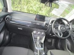 Photo of the vehicle Mazda Demio