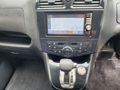 Photo of the vehicle Nissan Serena