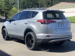 Photo of the vehicle Toyota RAV4