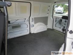 Photo of the vehicle Volkswagen Transporter