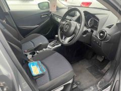 Photo of the vehicle Mazda Demio