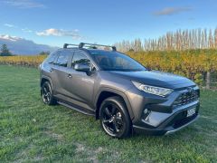 Photo of the vehicle Toyota RAV4