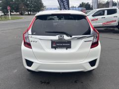 Photo of the vehicle Honda Fit