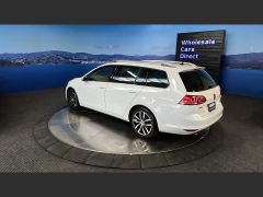 Photo of the vehicle Volkswagen Golf