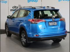 Photo of the vehicle Toyota RAV4