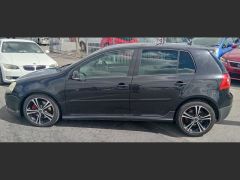 Photo of the vehicle Volkswagen Golf