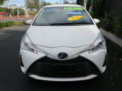 Photo of the vehicle Toyota Vitz