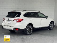 Photo of the vehicle Subaru Outback