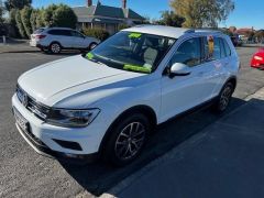 Photo of the vehicle Volkswagen Tiguan