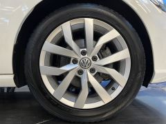 Photo of the vehicle Volkswagen Golf