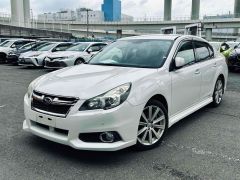 Photo of the vehicle Subaru Legacy