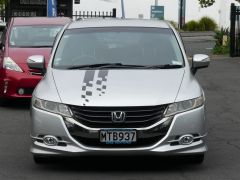 Photo of the vehicle Honda Odyssey