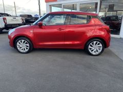 Photo of the vehicle Suzuki Swift