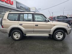 Photo of the vehicle Toyota Land Cruiser Prado