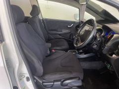 Photo of the vehicle Honda Fit